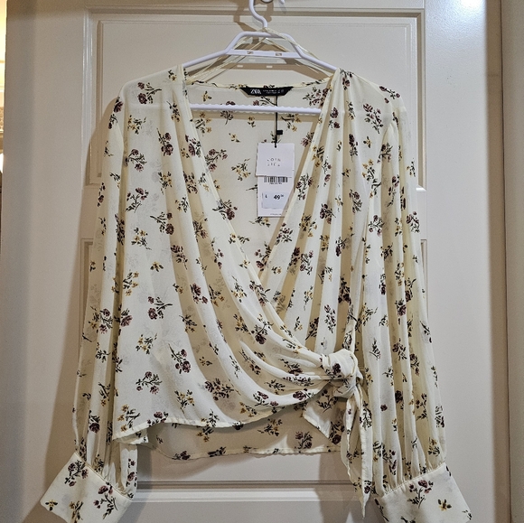 Floral Zara Top - Picture 3 of 5